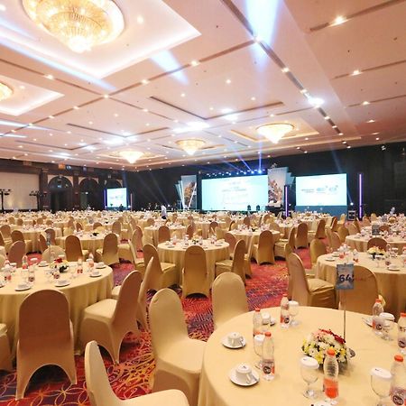 Hotel Bidakara Jakarta Exteriör bild