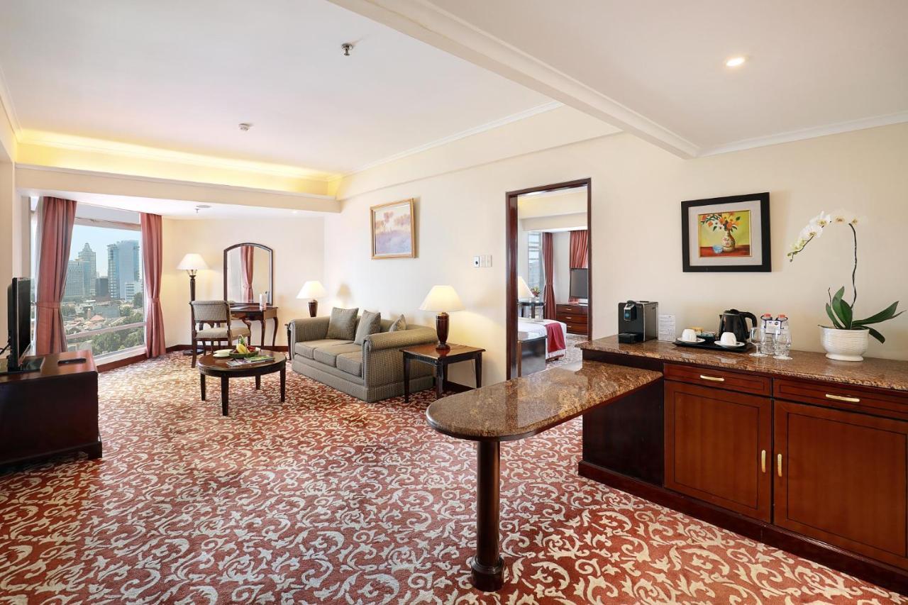 Hotel Bidakara Jakarta Exteriör bild