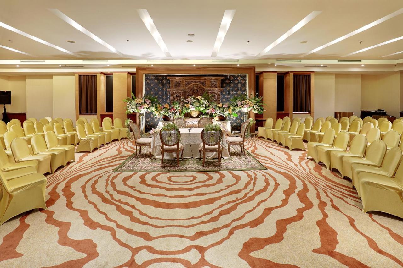 Hotel Bidakara Jakarta Exteriör bild