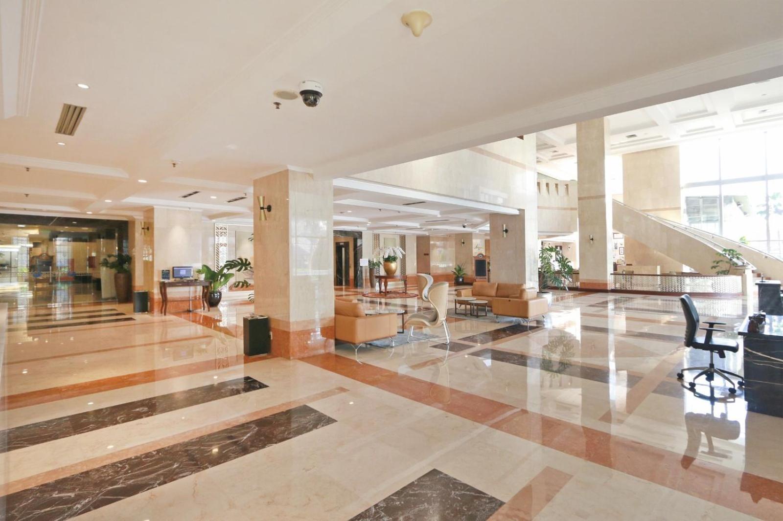 Hotel Bidakara Jakarta Exteriör bild