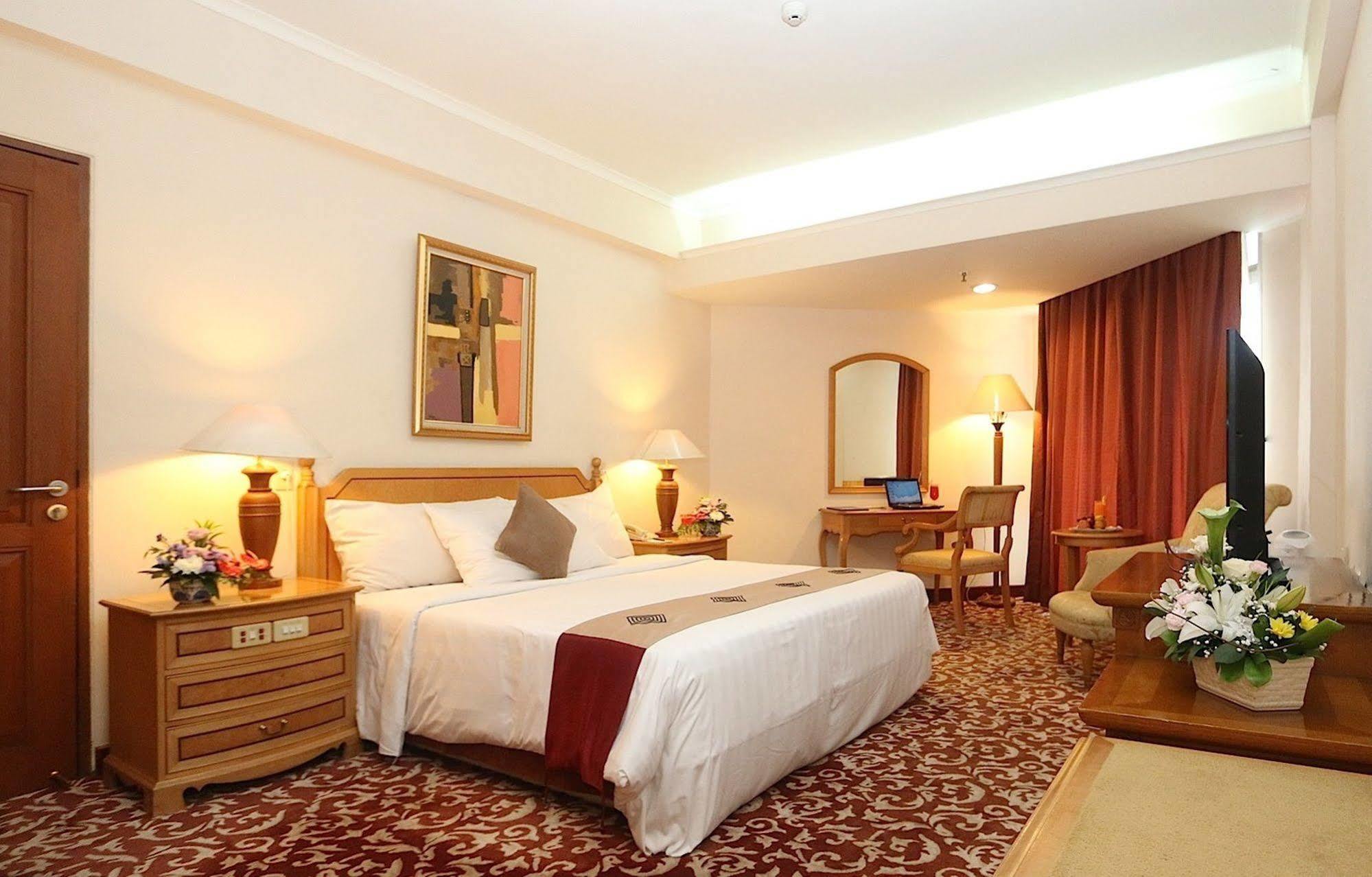 Hotel Bidakara Jakarta Exteriör bild