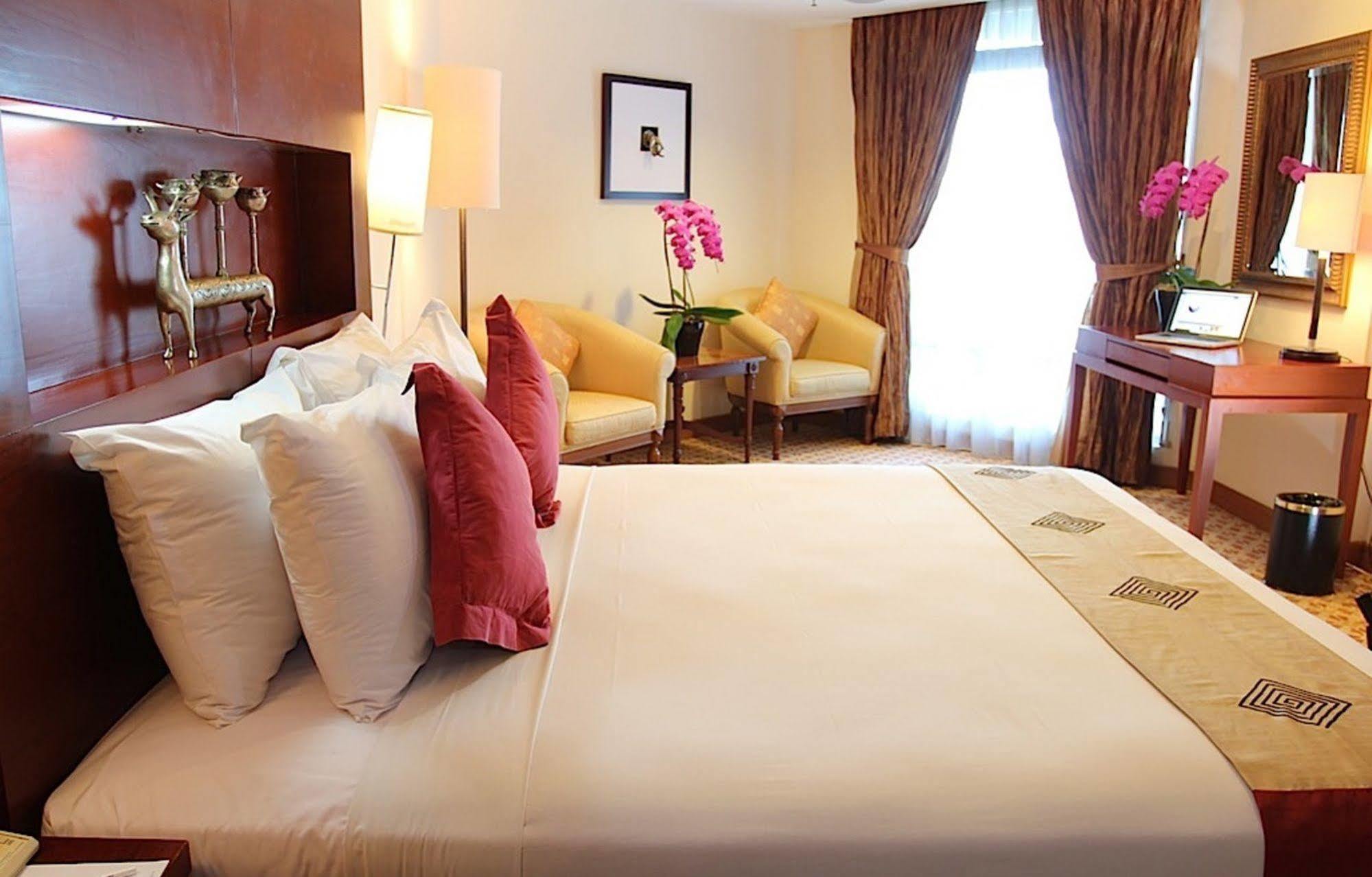 Hotel Bidakara Jakarta Exteriör bild